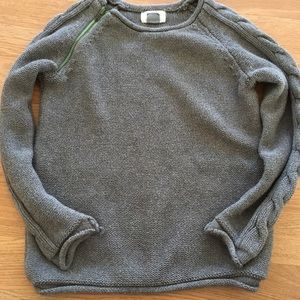 Old Navy Cable Knit sweater- size 6 (fits like 5)